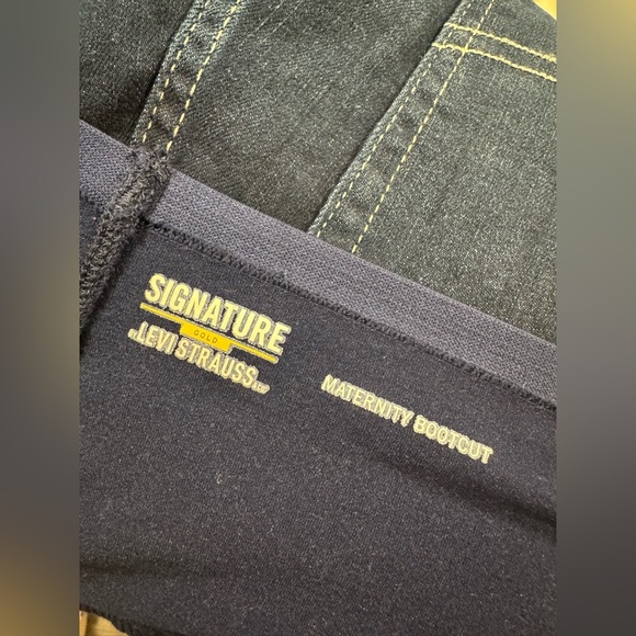 NWOT Levi Strauss & Co Gold Label Women’s Maternity Dark Wash Bootcut Jean - Picture 4 of 4